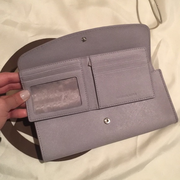 Michael Kors Leather Wallet - Picture 4 of 7